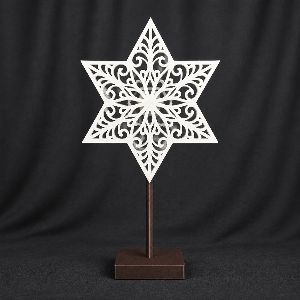 Filigraner Mandala-Leuchtstern
